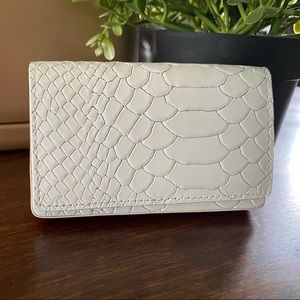 Victoria secret magnetic card case